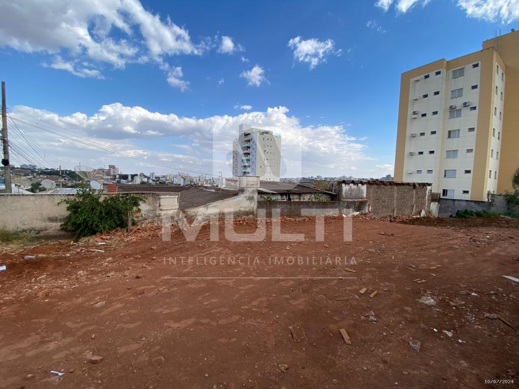 Terreno, 375 m² - Foto 2