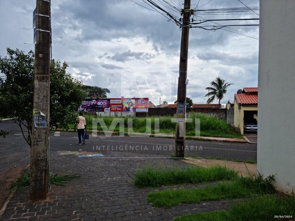 Prédio Inteiro à venda com 1 quarto, 470m² - Foto 9