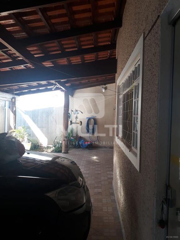 Casa à venda com 3 quartos, 136m² - Foto 3