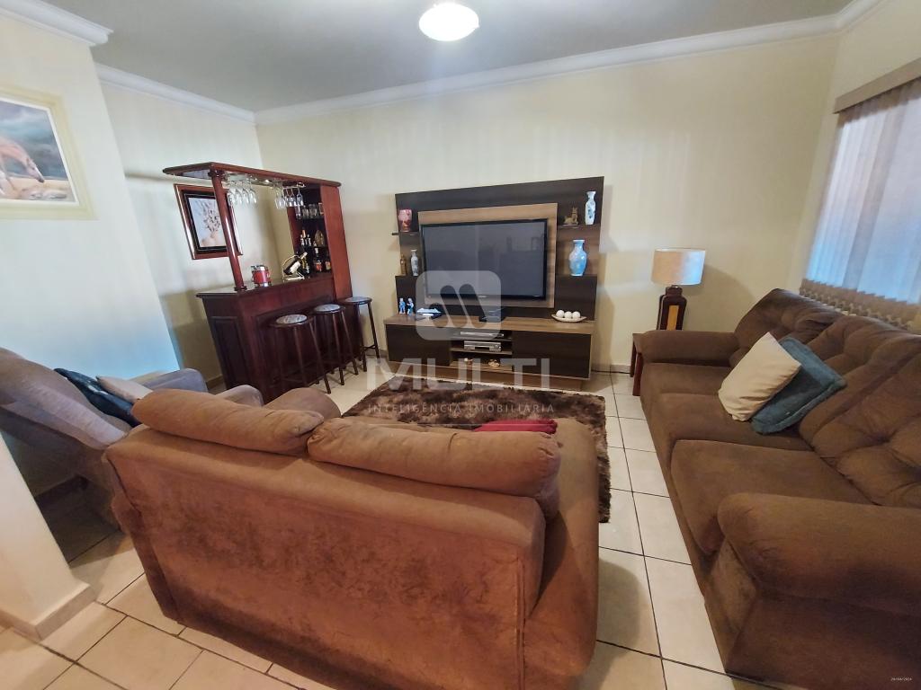 Casa, 4 quartos, 284 m² - Foto 1