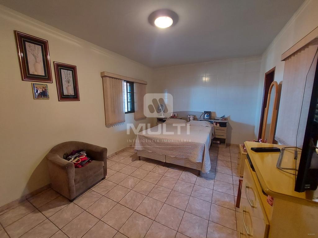 Casa, 4 quartos, 284 m² - Foto 11