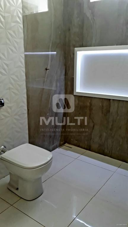 Casa à venda com 3 quartos, 220m² - Foto 10