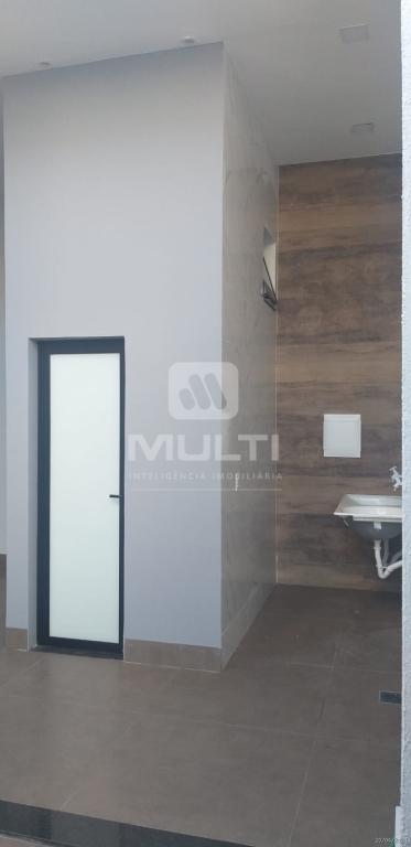 Casa à venda com 3 quartos, 200m² - Foto 5