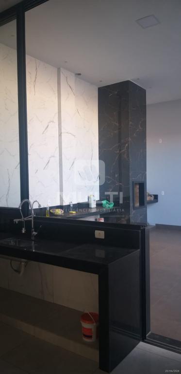 Casa à venda com 3 quartos, 200m² - Foto 10