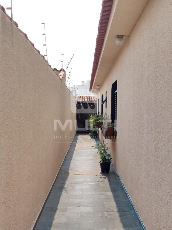 Casa à venda com 3 quartos, 270m² - Foto 14