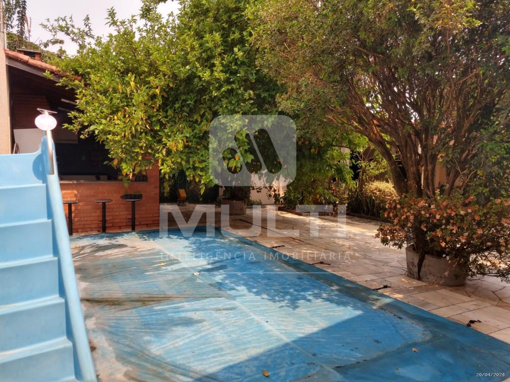 Casa à venda com 3 quartos, 270m² - Foto 19