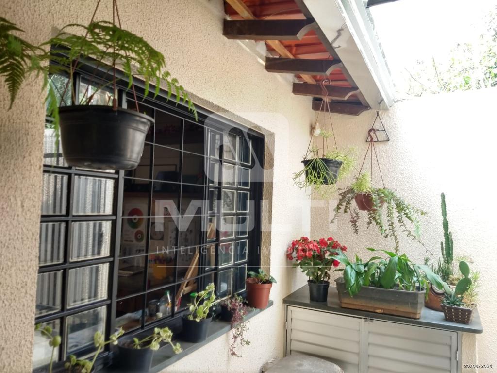 Casa à venda com 3 quartos, 270m² - Foto 22