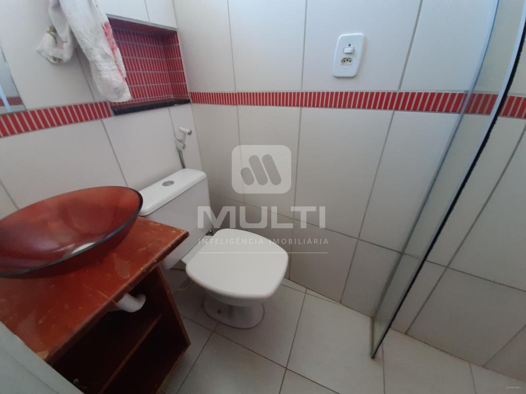 Casa à venda com 4 quartos, 327m² - Foto 23