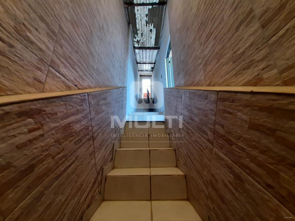 Casa à venda com 4 quartos, 327m² - Foto 27