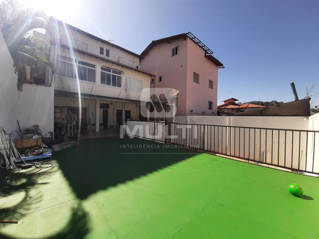 Casa à venda com 4 quartos, 327m² - Foto 31