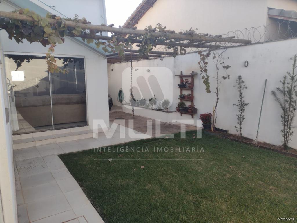 Casa à venda com 3 quartos, 140m² - Foto 11