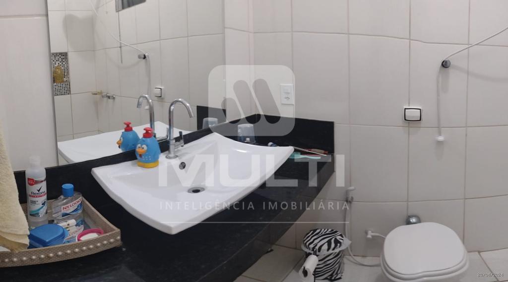 Casa à venda com 3 quartos, 140m² - Foto 14