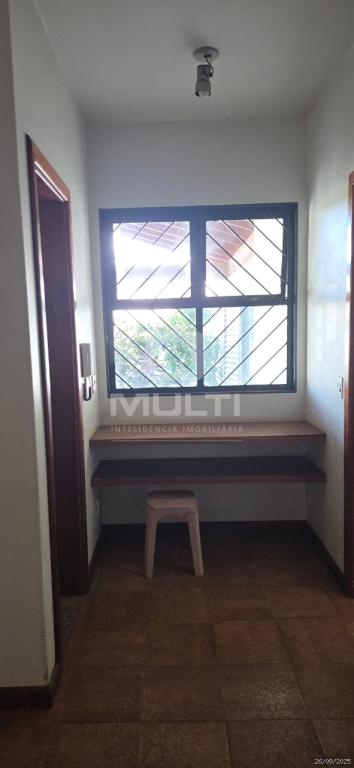 Casa, 4 quartos, 260 m² - Foto 8