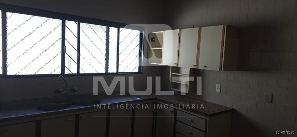 Casa, 4 quartos, 260 m² - Foto 11