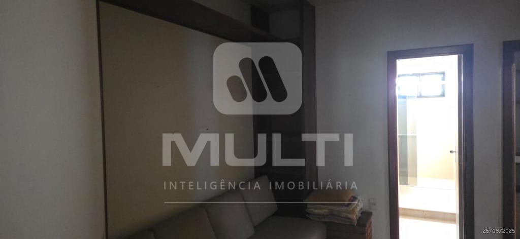 Casa, 4 quartos, 260 m² - Foto 19