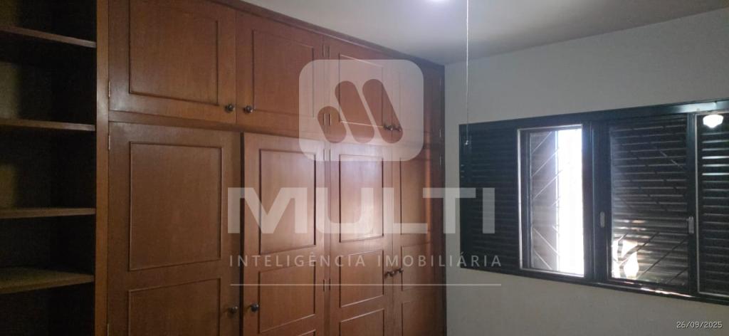 Casa, 4 quartos, 260 m² - Foto 26