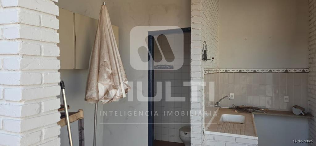 Casa, 4 quartos, 260 m² - Foto 38