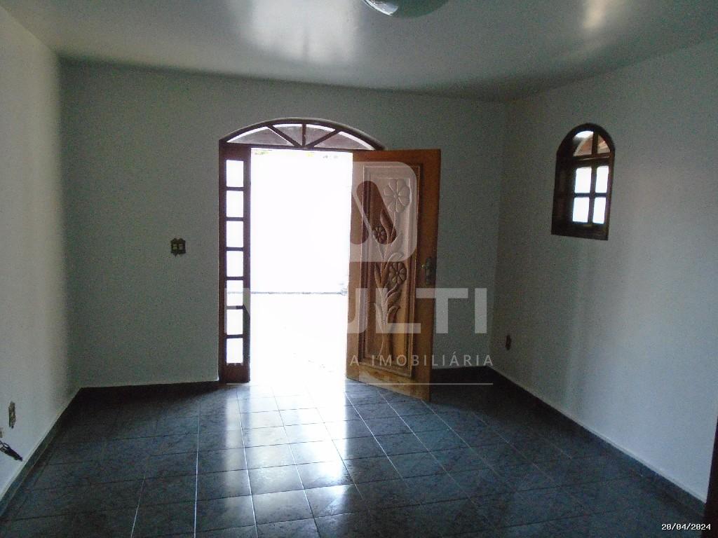 Casa, 3 quartos, 224 m² - Foto 2