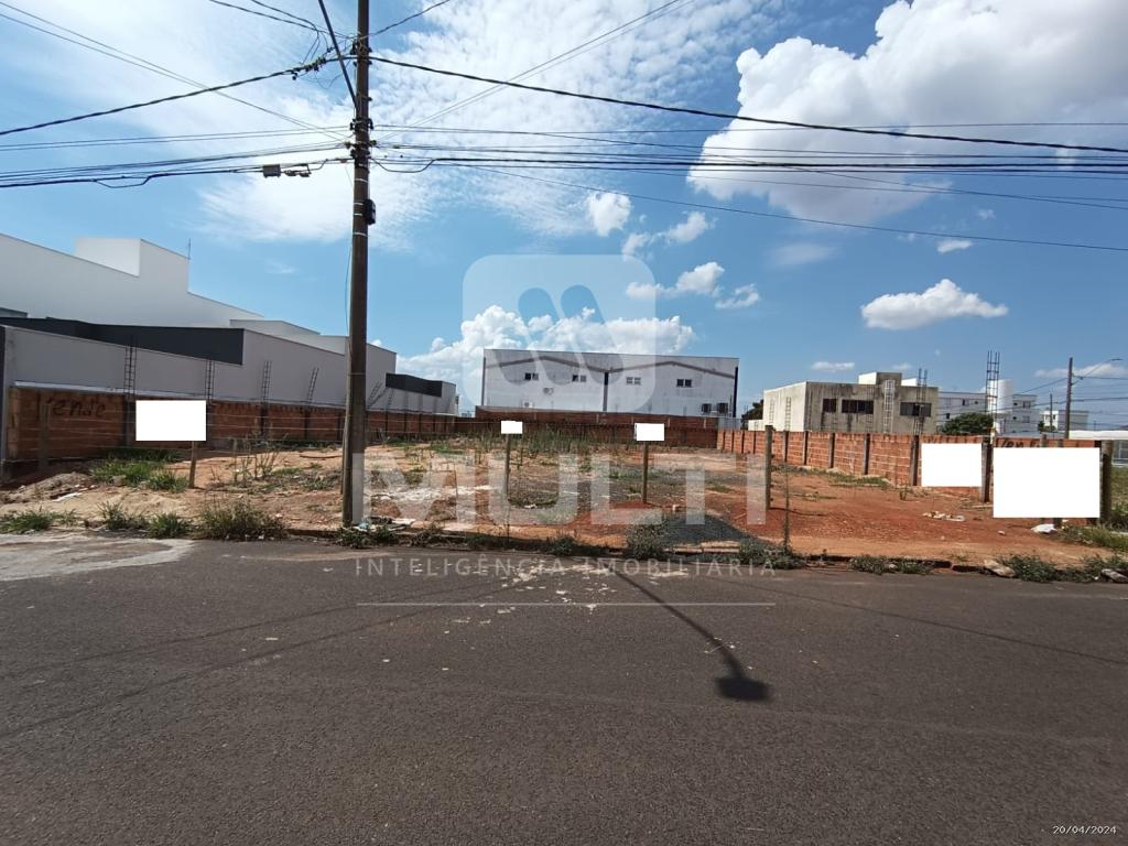 Loteamento e Condomínio à venda com 1 quarto, 600m² - Foto 2