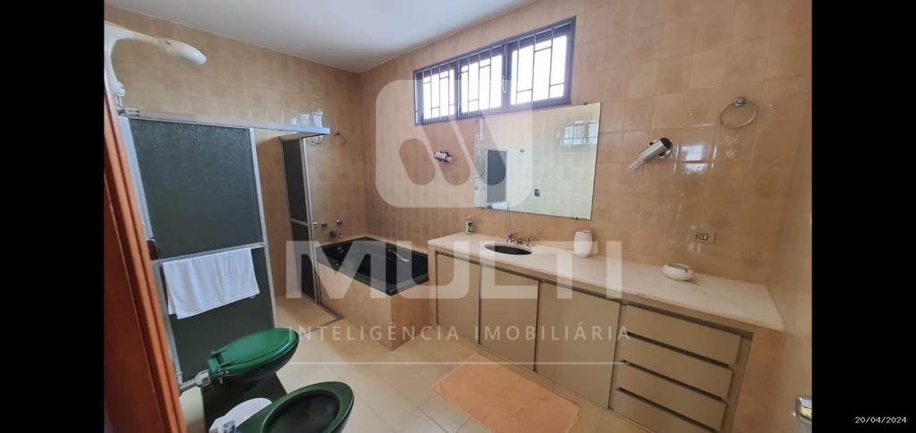 Casa à venda com 3 quartos, 350m² - Foto 12