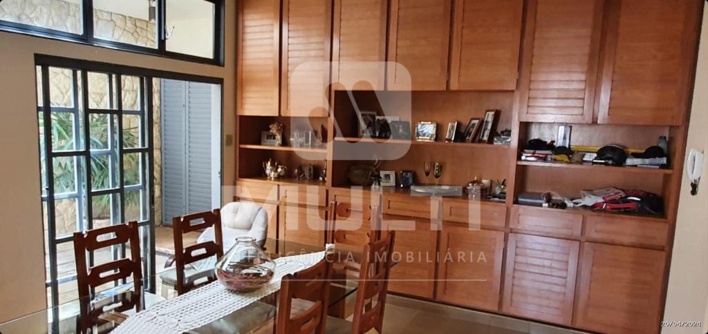 Casa à venda com 3 quartos, 350m² - Foto 23