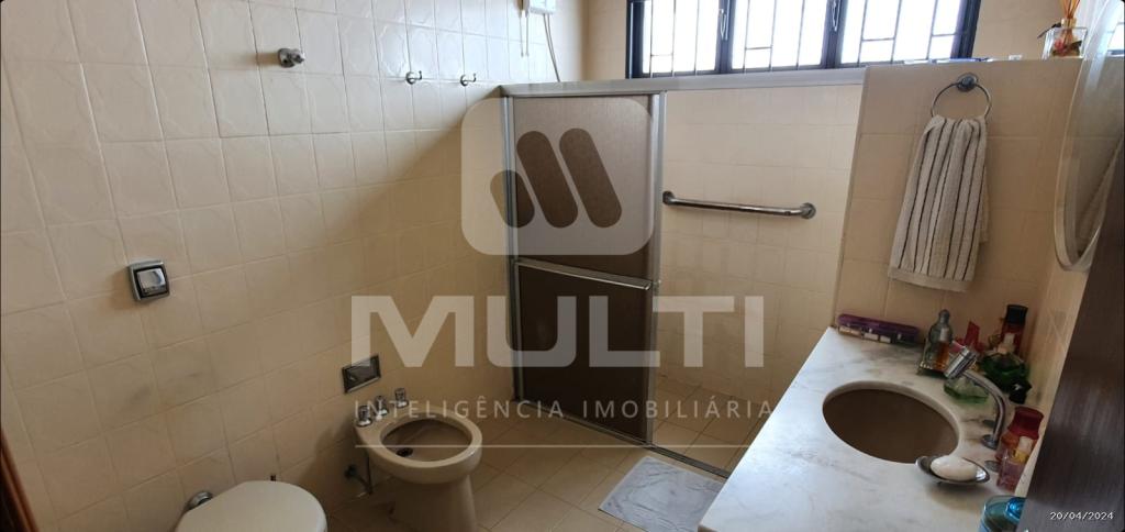 Casa à venda com 3 quartos, 350m² - Foto 31
