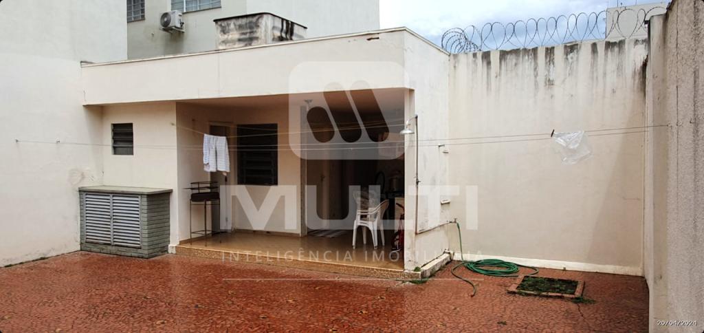 Casa à venda com 3 quartos, 350m² - Foto 41