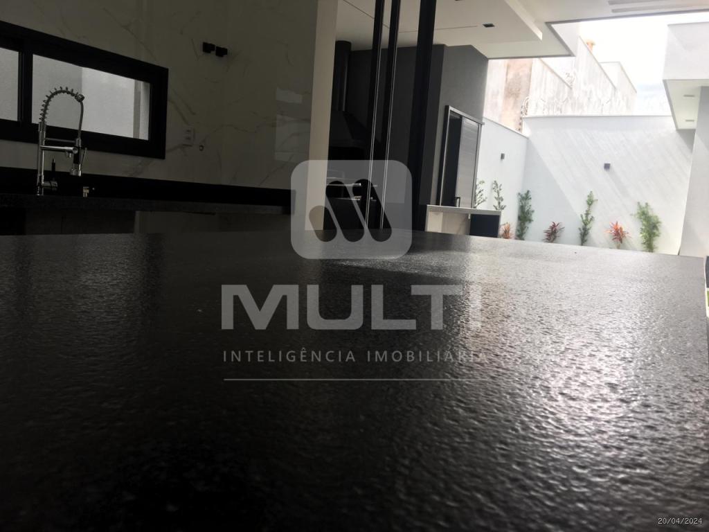 Casa à venda com 3 quartos, 159m² - Foto 2