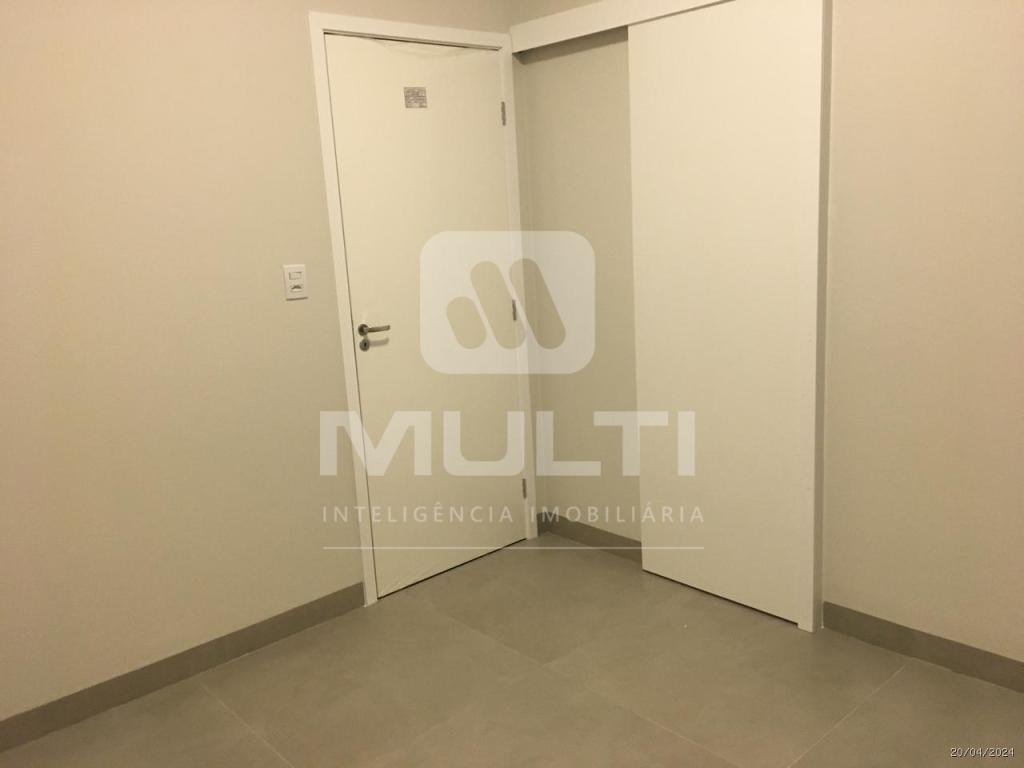 Casa à venda com 3 quartos, 159m² - Foto 8