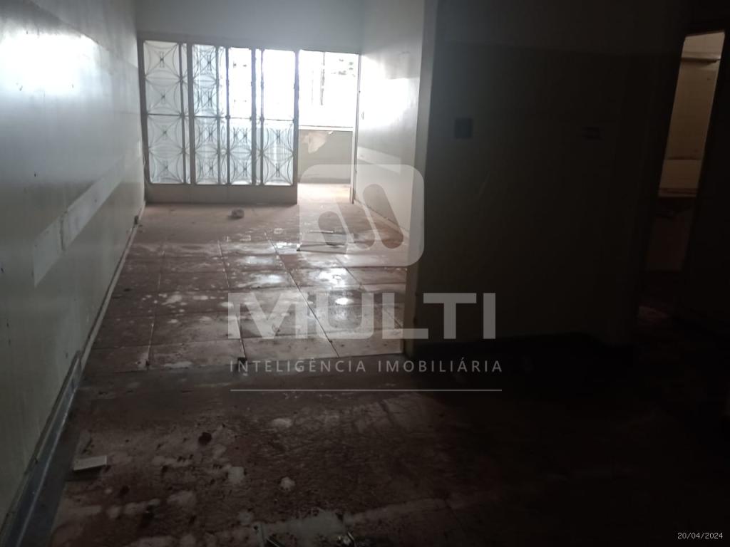 Casa à venda com 4 quartos, 280m² - Foto 9