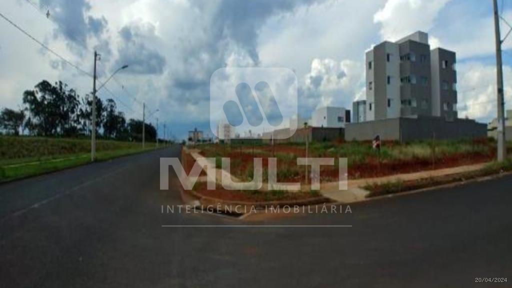 Loteamento e Condomínio à venda com 1 quarto, 900m² - Foto 3