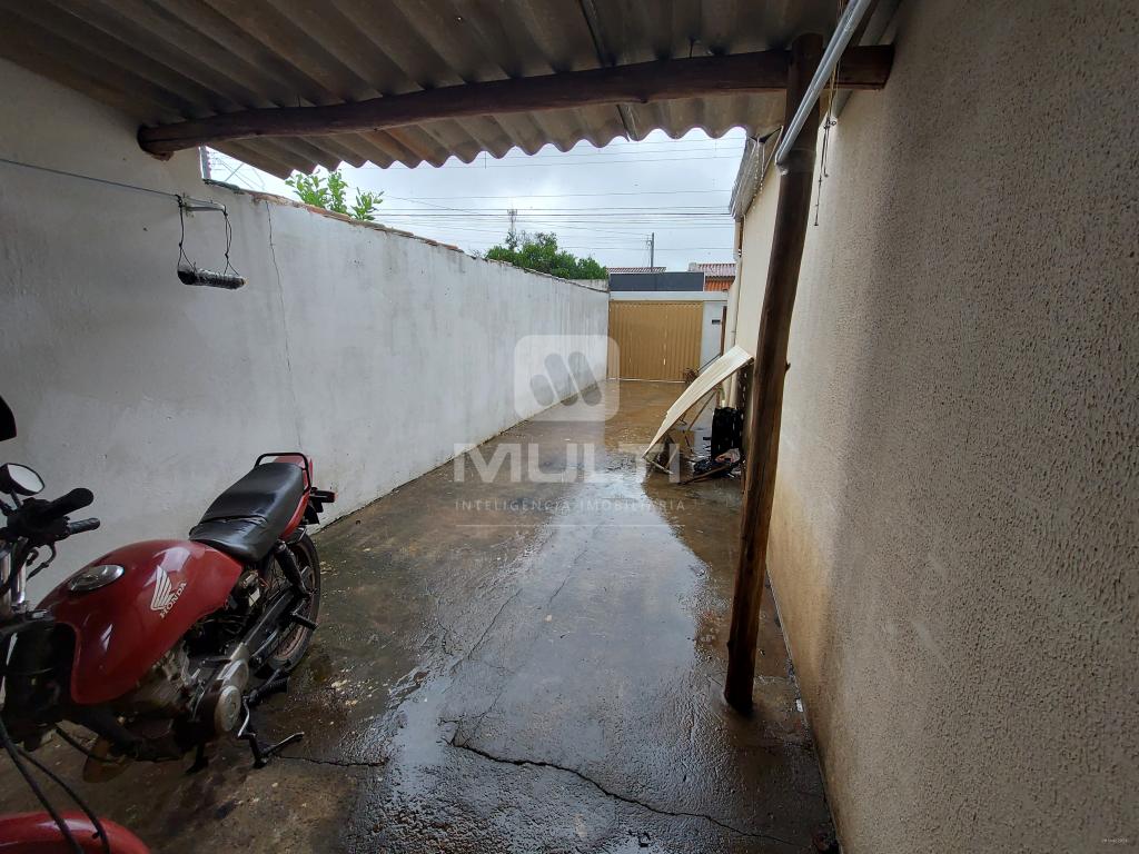 Casa à venda com 2 quartos, 151m² - Foto 4