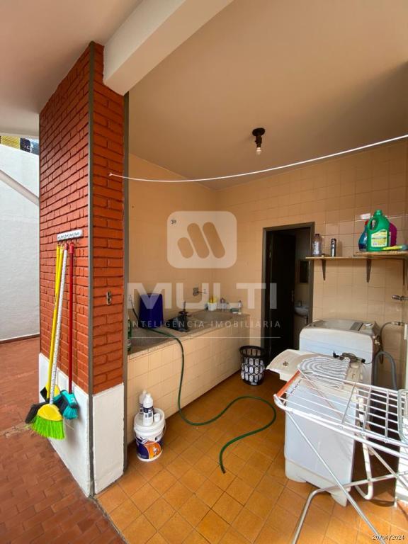 Casa à venda com 3 quartos, 195m² - Foto 12