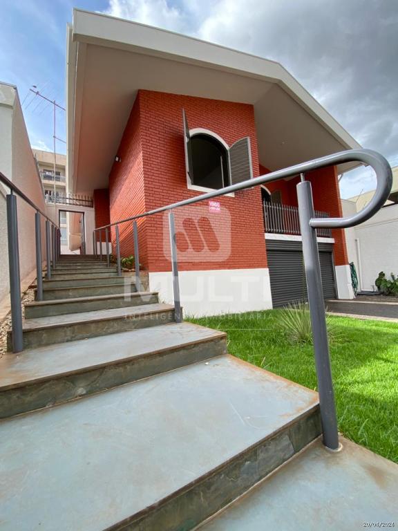 Casa à venda com 3 quartos, 195m² - Foto 15
