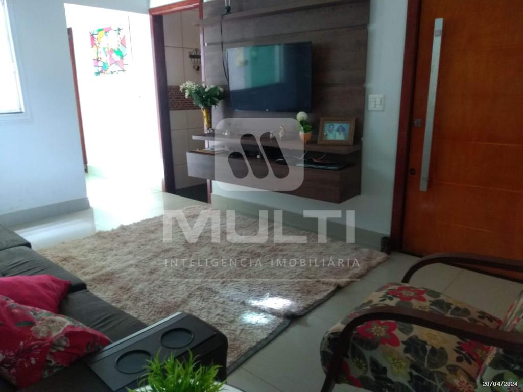 Casa à venda com 3 quartos, 105m² - Foto 9