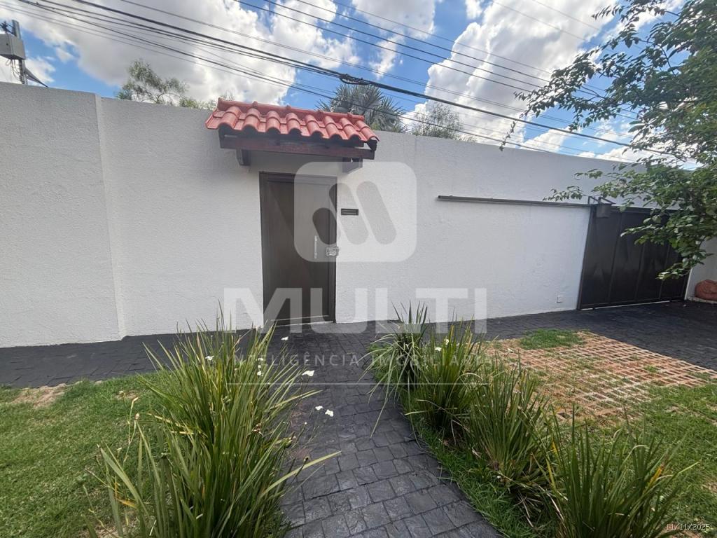 Casa, 3 quartos, 291 m² - Foto 3