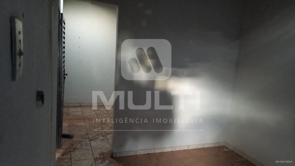 Casa à venda com 2 quartos, 291m² - Foto 10