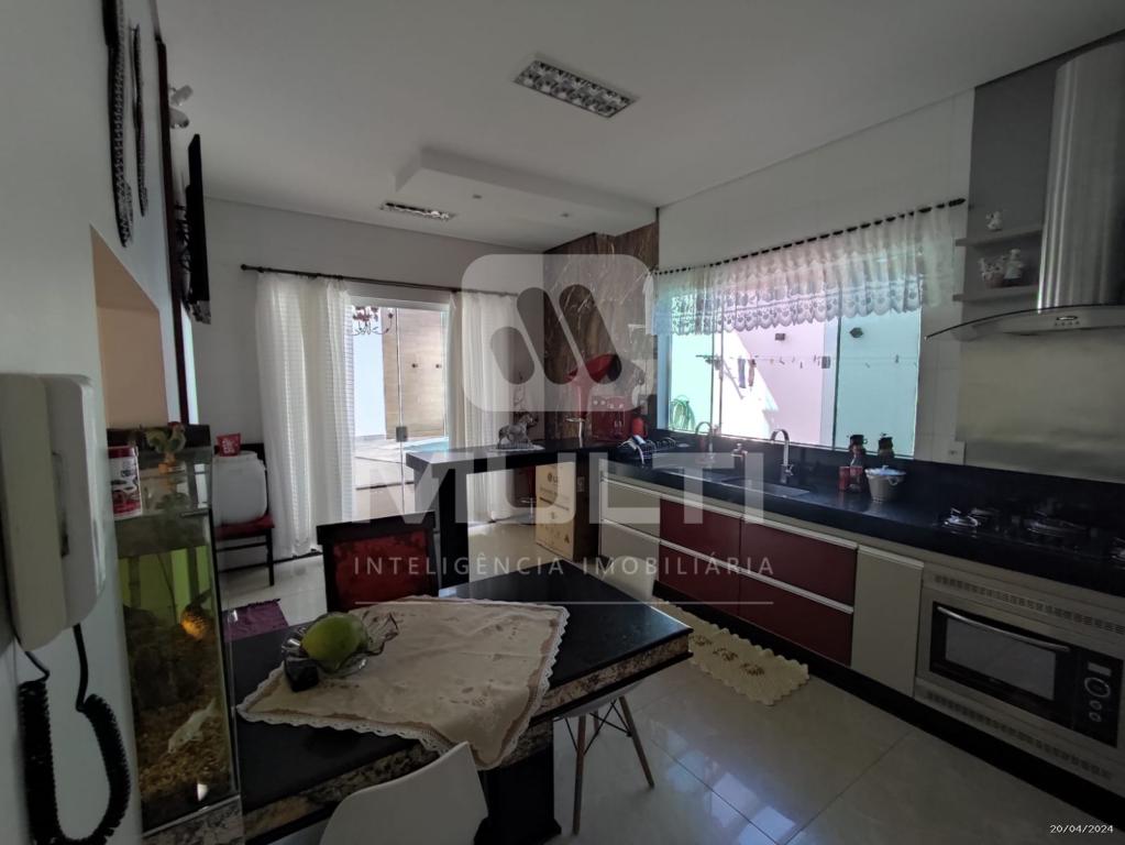 Casa, 4 quartos, 289 m² - Foto 23