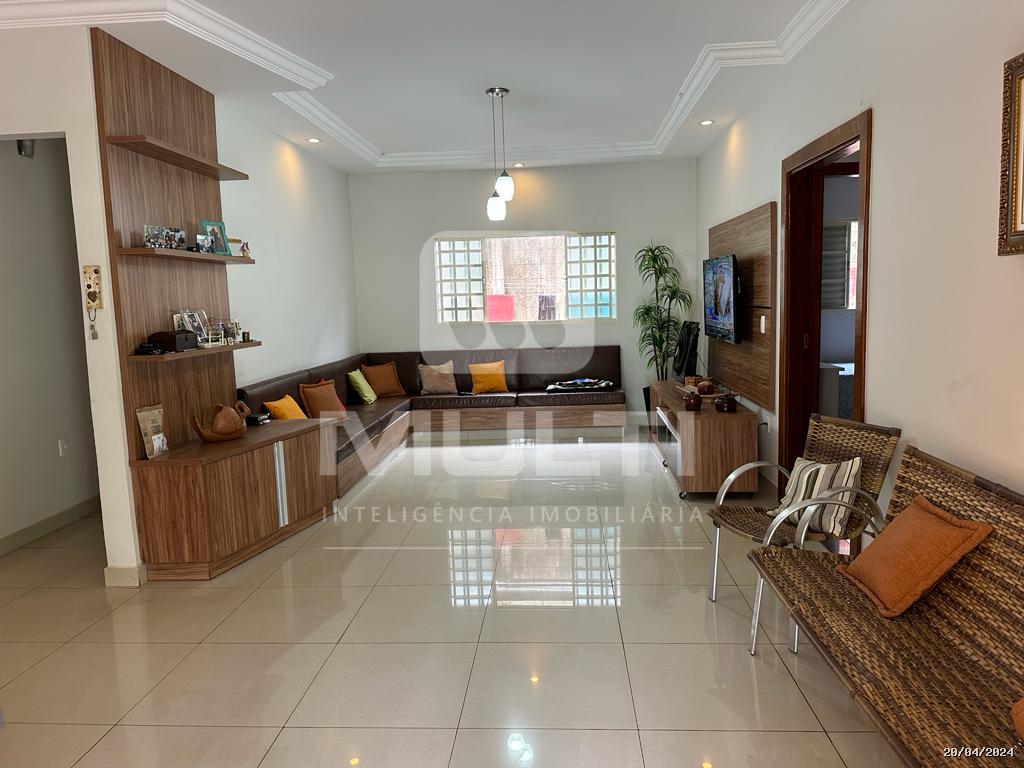 Casa à venda com 3 quartos, 250m² - Foto 7