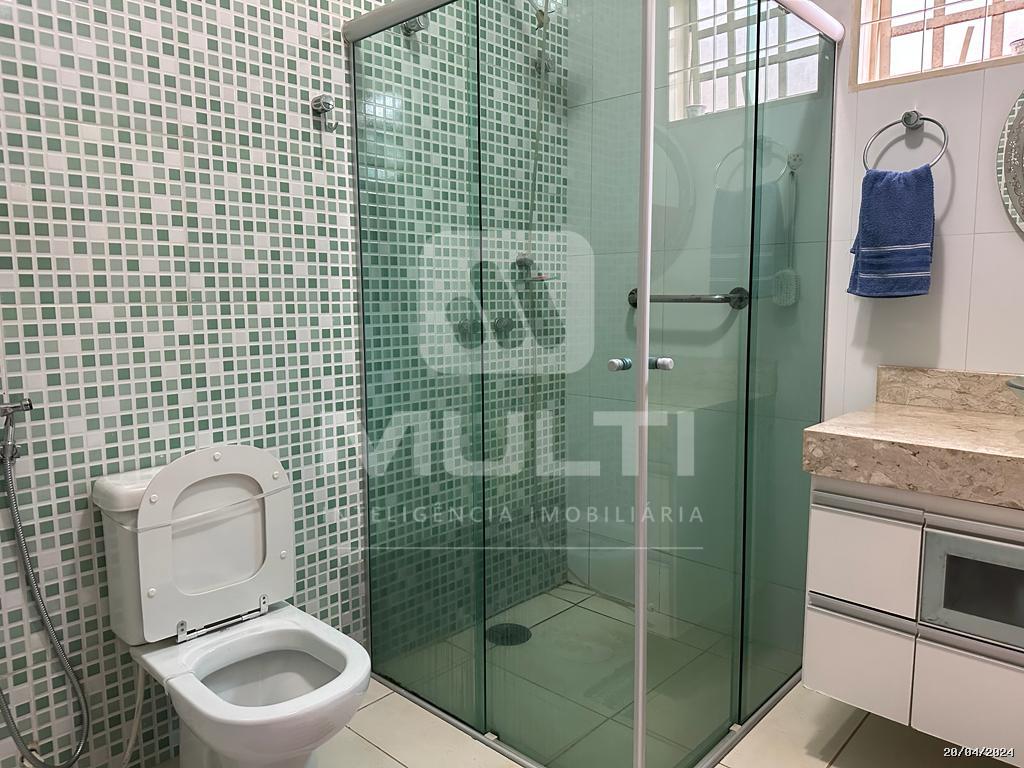 Casa à venda com 3 quartos, 250m² - Foto 11