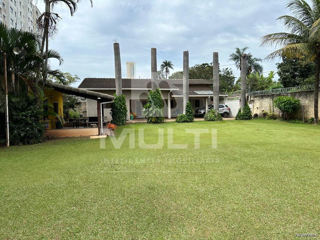 Casa à venda com 3 quartos, 250m² - Foto 13