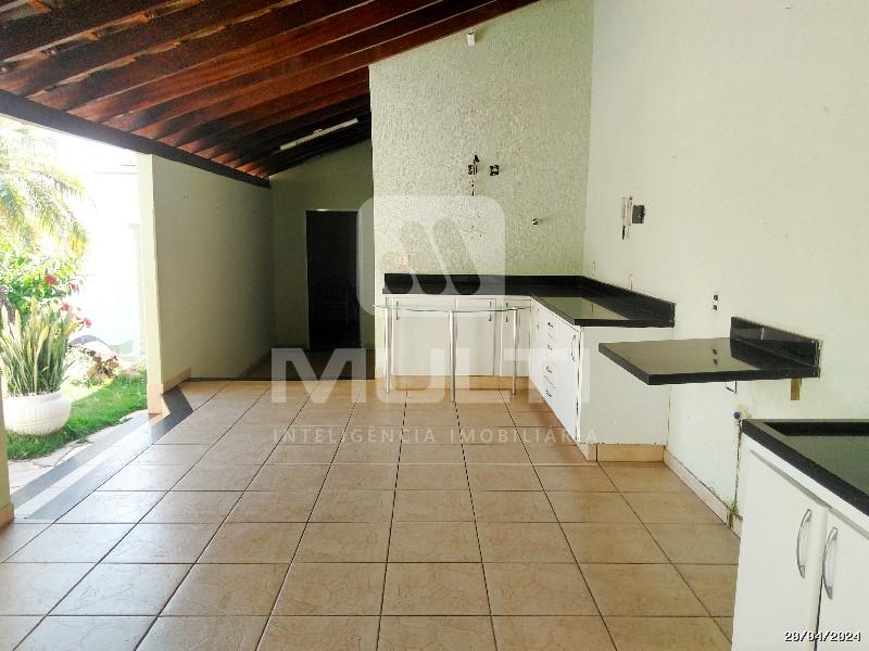 Casa, 4 quartos, 156 m² - Foto 1