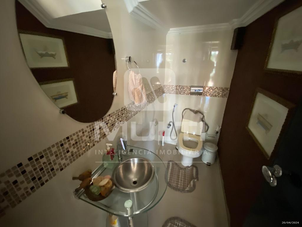 Casa, 3 quartos, 202 m² - Foto 4