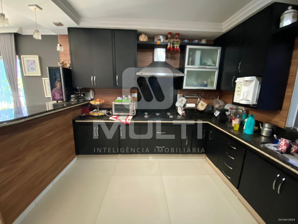 Casa, 3 quartos, 202 m² - Foto 7