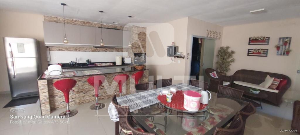 Casa, 3 quartos, 217 m² - Foto 5