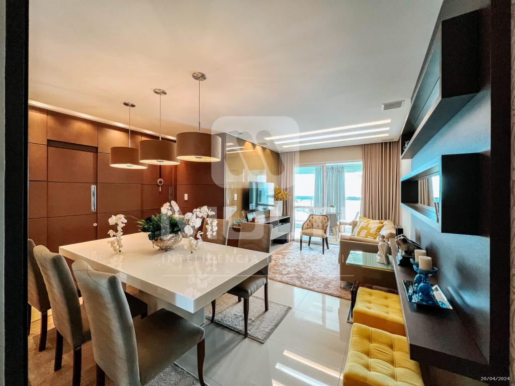 Apartamento à venda com 3 quartos, 110m² - Foto 1