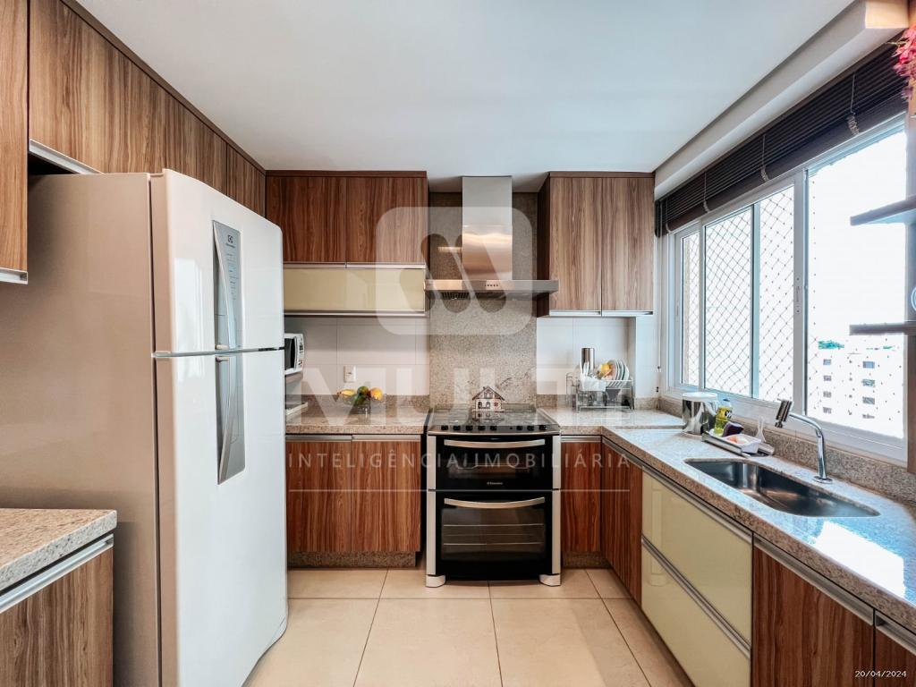 Apartamento à venda com 3 quartos, 110m² - Foto 10