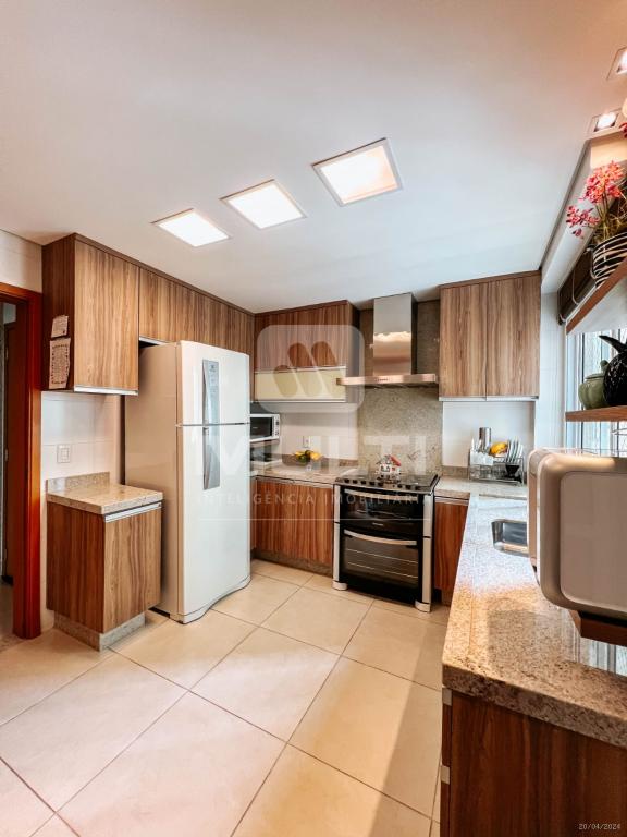 Apartamento à venda com 3 quartos, 110m² - Foto 11