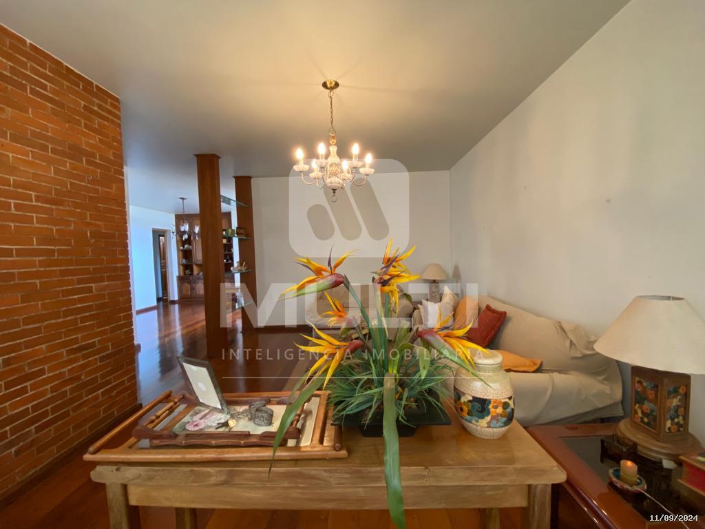 Casa à venda com 4 quartos, 238m² - Foto 7