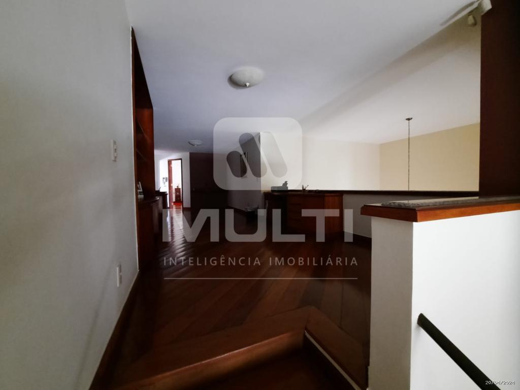Casa à venda com 3 quartos, 470m² - Foto 16